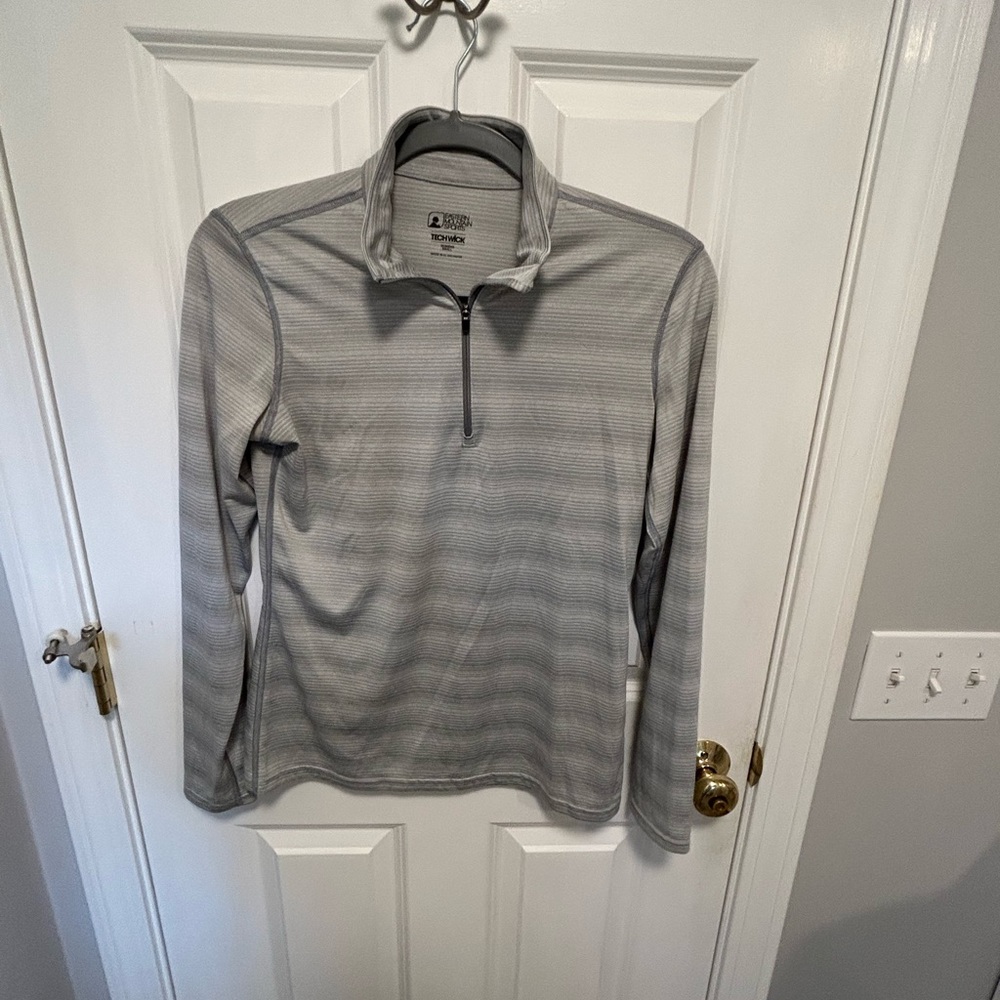 Eastern Mountain Sports Teckwick top